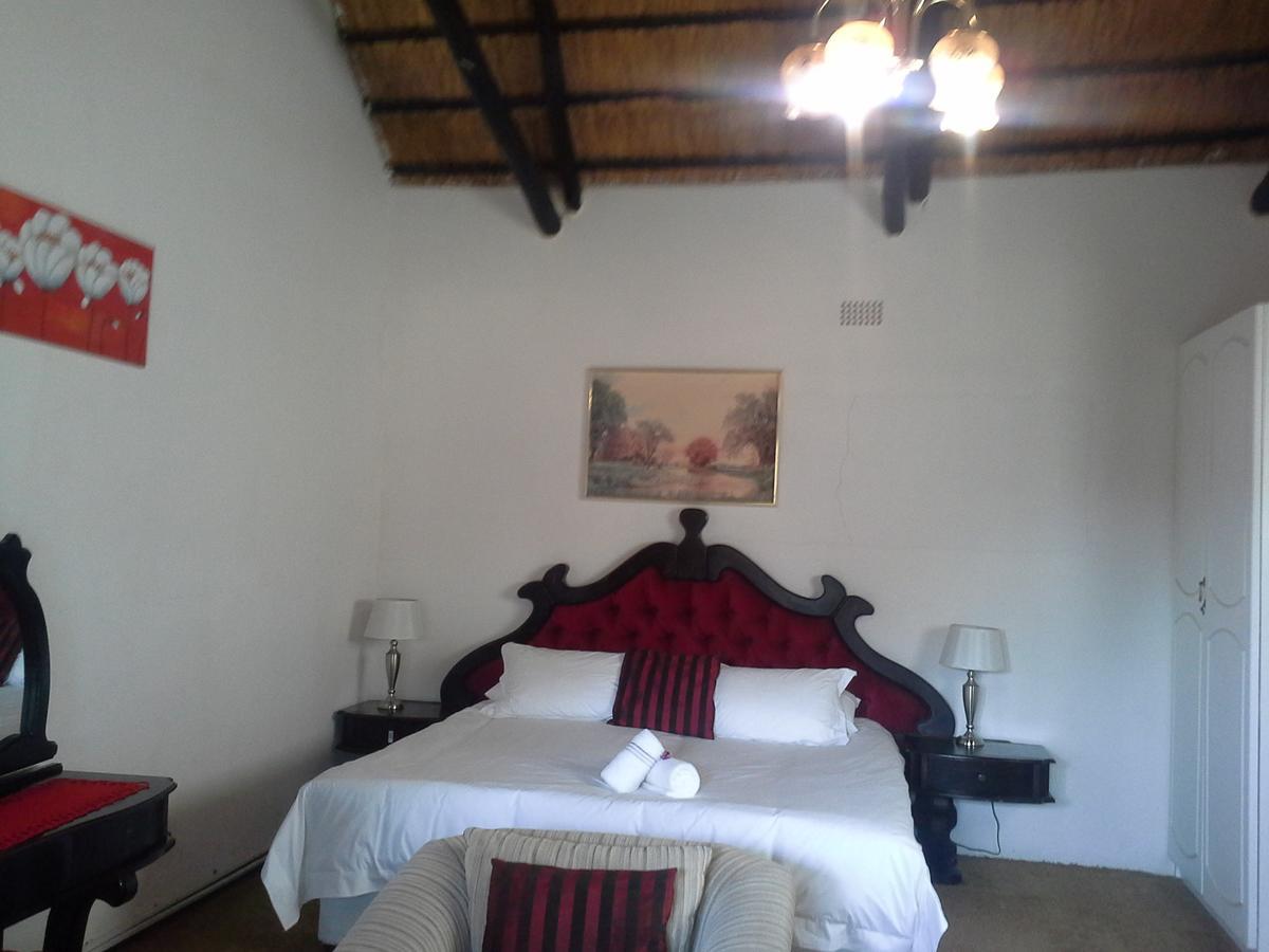 Naleli Guest House Selomas Room photo